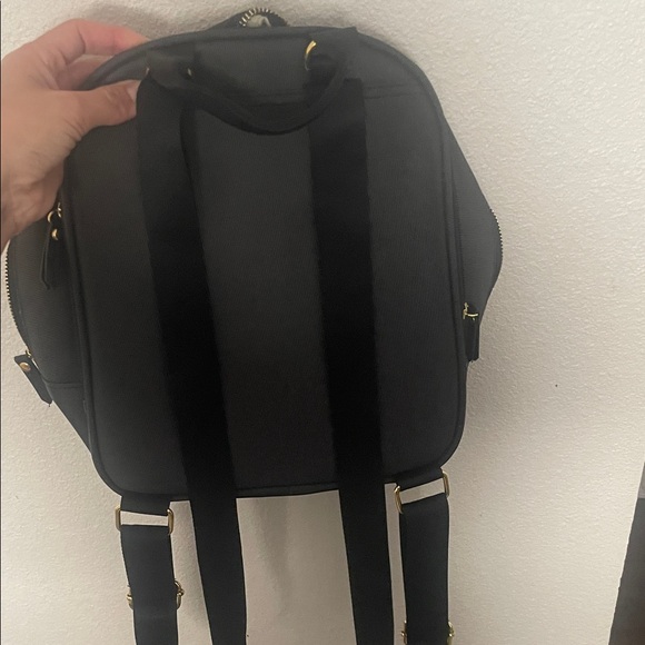 IDAHO JONES Mini Black Backpack- hands free pump storage - Picture 5 of 8